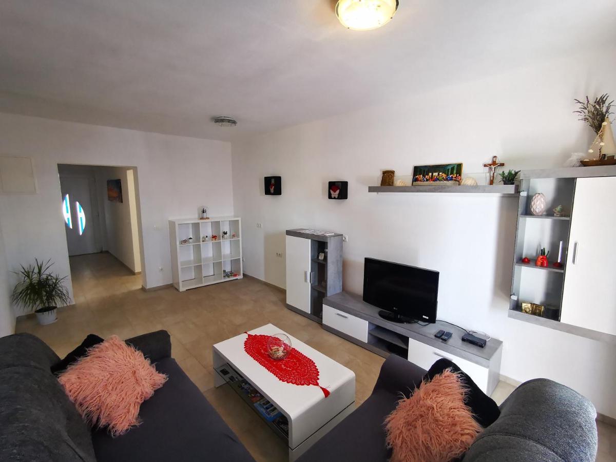 Appartement Helena à Rogoznica  Extérieur photo