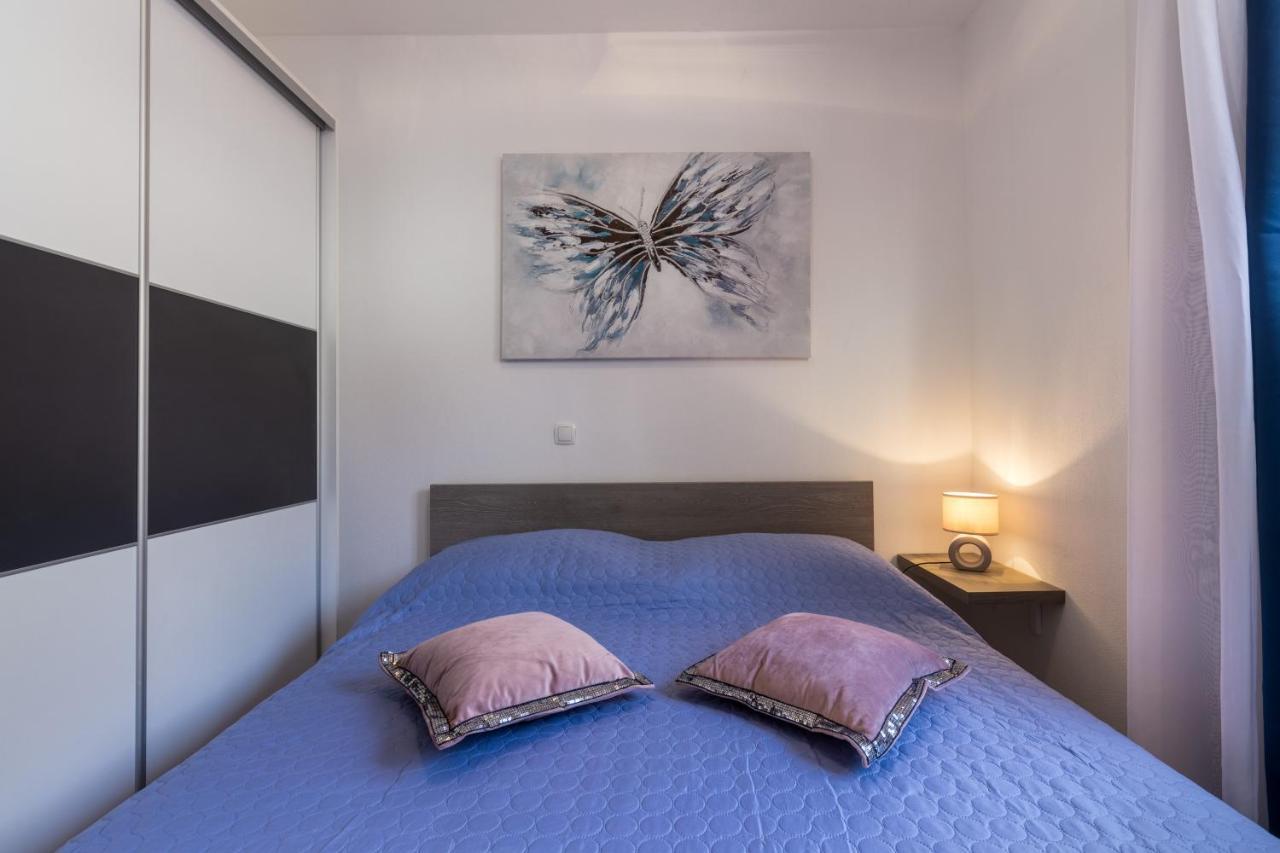 Appartement Helena à Rogoznica  Extérieur photo
