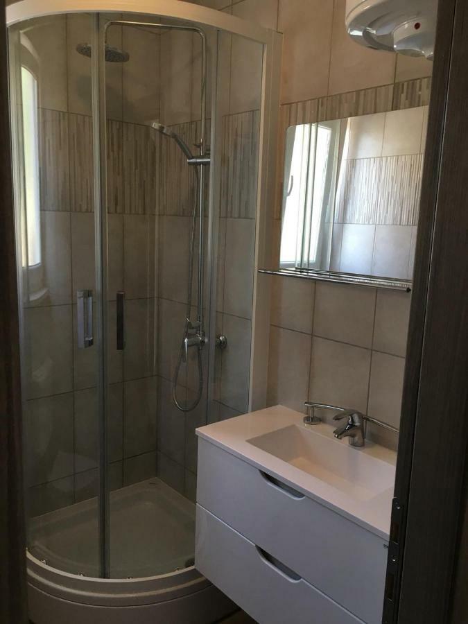 Appartement Helena à Rogoznica  Extérieur photo