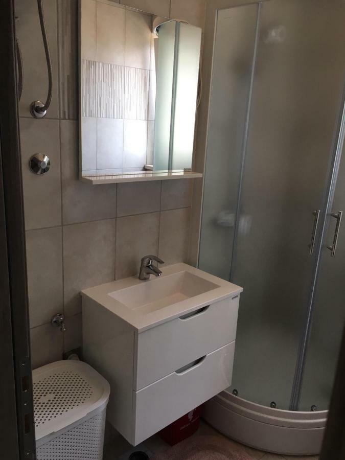 Appartement Helena à Rogoznica  Extérieur photo